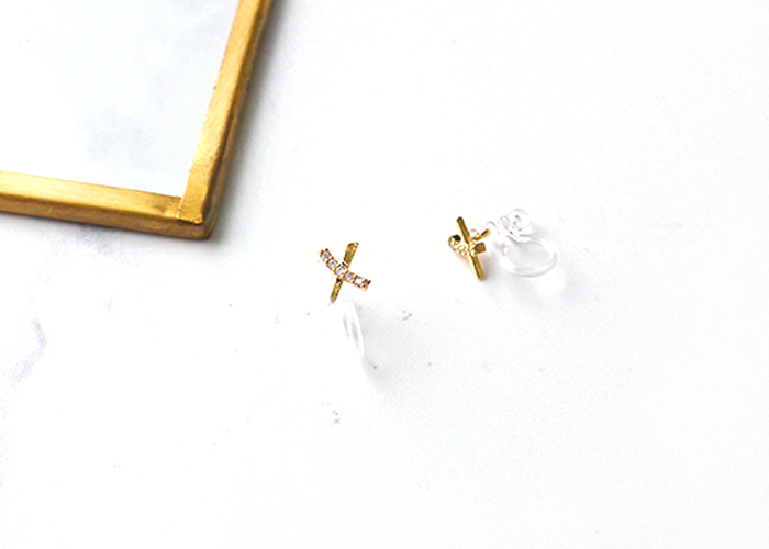 Eco安珂飾品，韓國耳環，夾式耳環，新品上市，折扣優惠，Ｘ耳環，交叉耳環