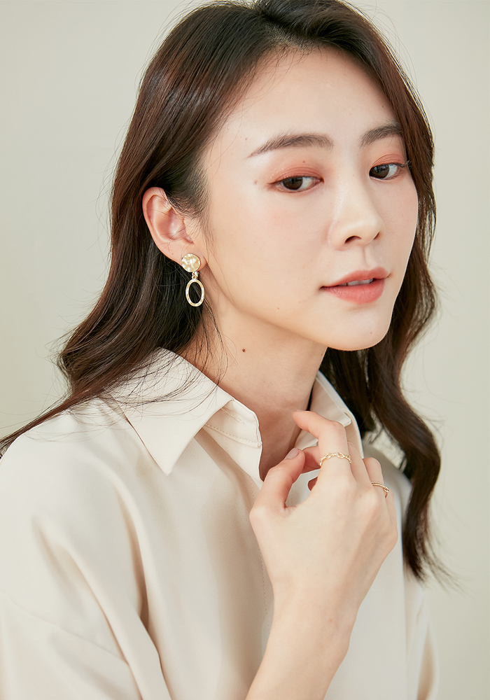 Eco安珂飾品，韓國耳環，夾式耳環，新品上市，折扣優惠，金色耳環