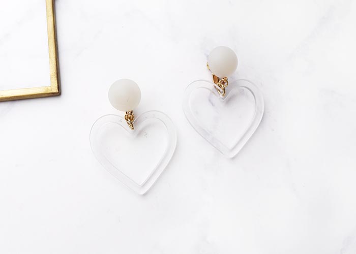 Eco安珂飾品，韓國耳環，夾式耳環，新品上市，透明耳環，愛心耳環