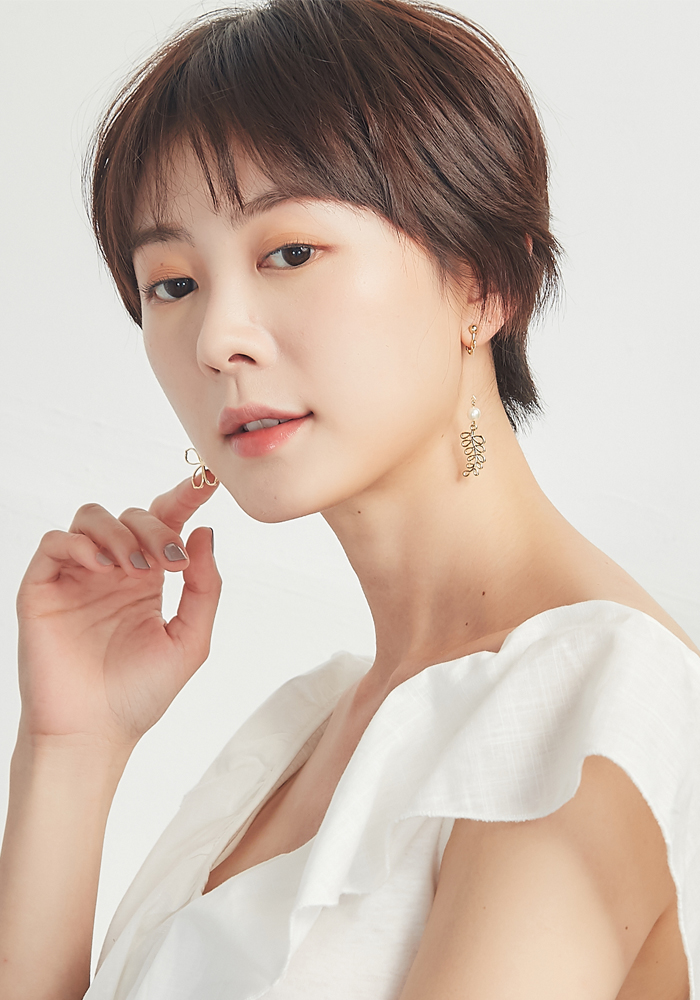 Eco安珂飾品，韓國耳環，夾式耳環，垂墜耳環，珍珠耳環，花草耳環，不對稱耳環