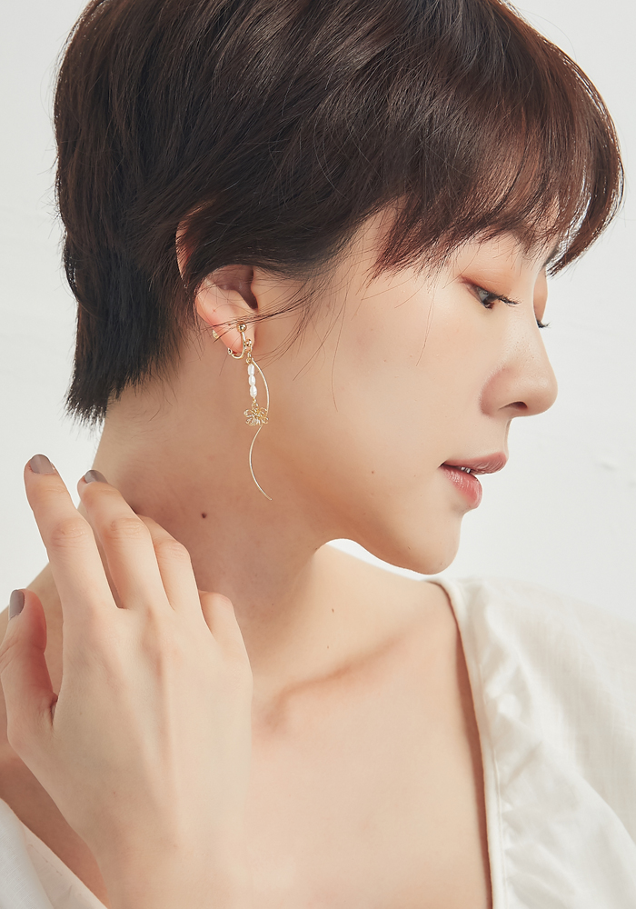 Eco安珂飾品,韓國耳環,夾式耳環,珍珠耳環,垂墜耳環,花朵耳環,流線耳環