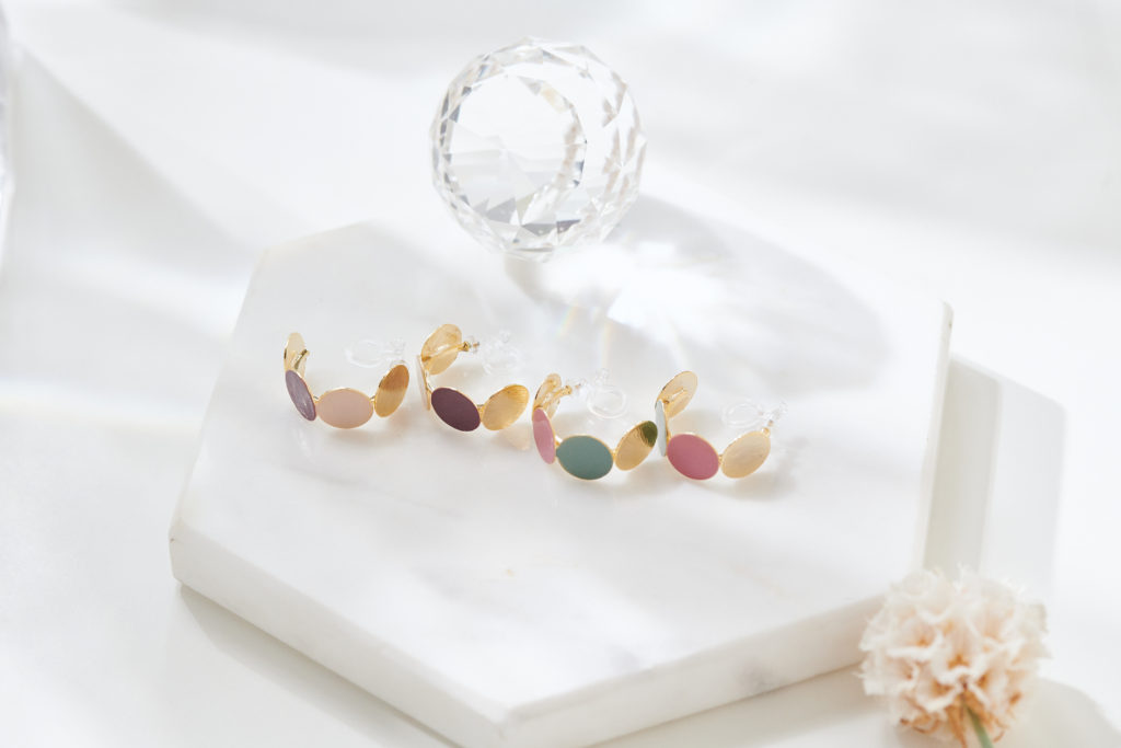 Eco安珂飾品，韓國耳環，夾式耳環，彩色耳環，新品上市，C圈耳環