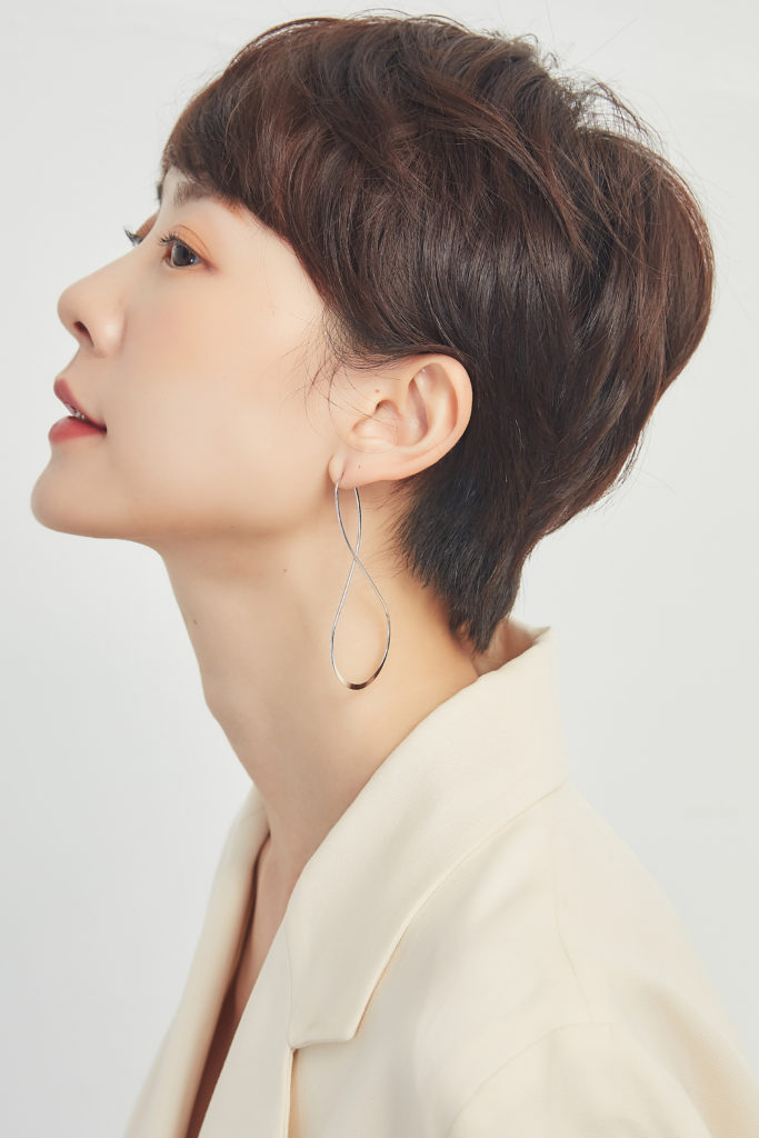 Eco安珂飾品,韓國耳環,針式耳環,大耳環,針式大耳環,韓國針式耳環,垂墜耳環,垂墜針式耳環