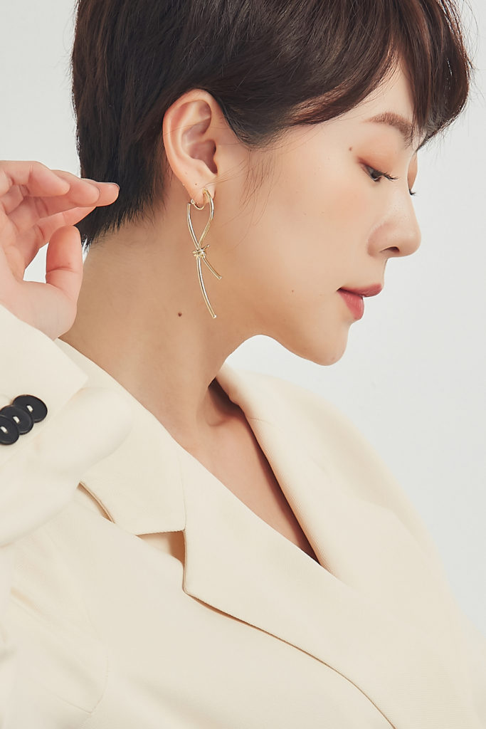 Eco安珂飾品，韓國耳環，夾式耳環，大耳環，鈕結耳環