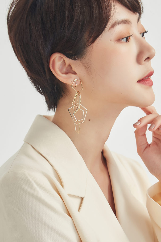Eco安珂飾品,韓國耳環,夾式耳環,大耳環,垂墜耳環,幾何耳環,簍空耳環,五角形耳環