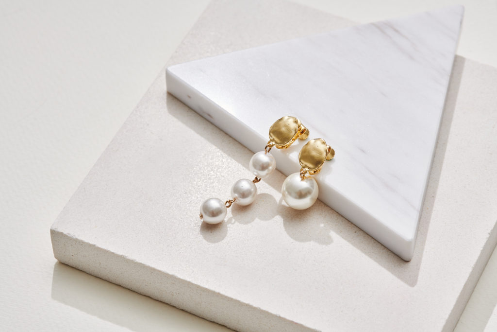 Eco安珂飾品，韓國耳環，夾式耳環，珍珠耳環，不對稱耳環