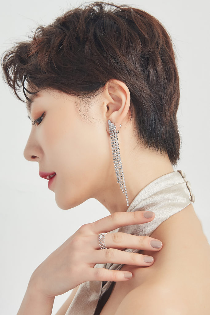 Eco安珂飾品,韓國耳環,夾式耳環,流蘇耳環,垂墜耳環,華麗耳環