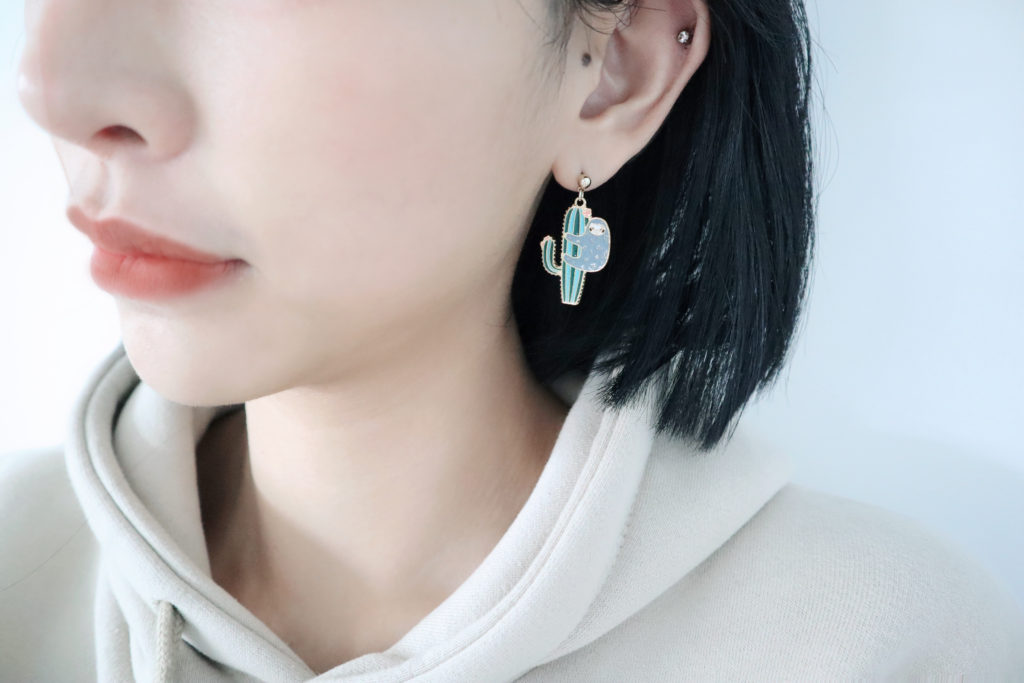 Eco安珂飾品,韓國耳環,夾式耳環,童趣耳環,可愛耳環,仙人掌耳環,不對稱耳環,垂墜耳環