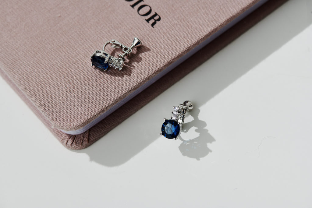 Eco安珂飾品,韓國耳環,夾式耳環,藍寶石耳環,貼耳耳環,華麗耳環,寶石耳環