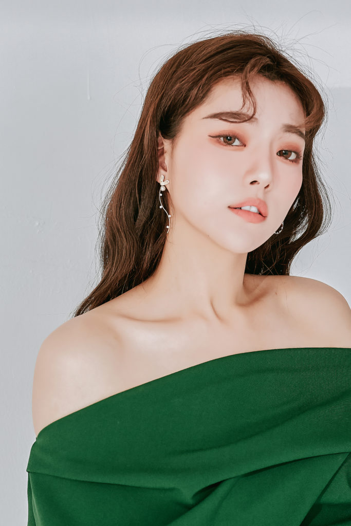Eco安珂飾品，韓國耳環，夾式耳環，愛心耳環，愛心飾品，不對稱耳環