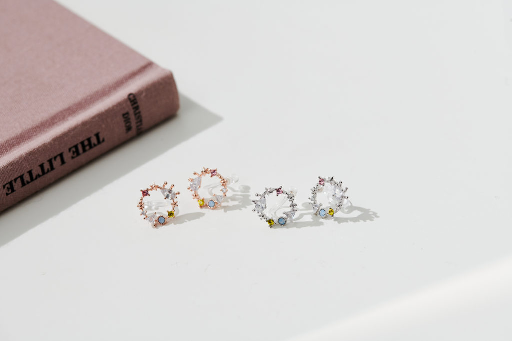 Eco安珂飾品，韓國耳環，夾式耳環，小耳環，針式耳環，花圈耳環