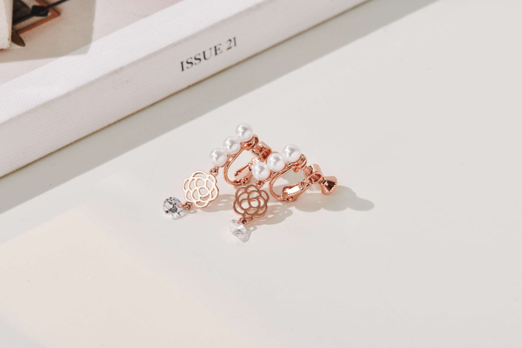 Eco安珂飾品，韓國耳環，夾式耳環，花朵耳環，玫瑰金耳環，珍珠耳環