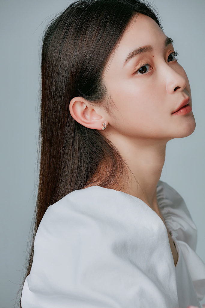 Eco安珂飾品,韓國飾品,韓國耳環,不對稱耳環,星月飾品,星星飾品,月亮飾品,貼耳耳環