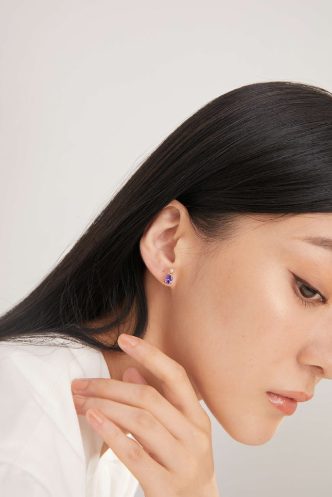Eco安珂飾品,韓國耳環,耳夾式耳環,貼耳耳環,小耳環,彩色耳環,彩色寶石飾品,寶石耳環,矽膠夾耳環,矽膠耳夾