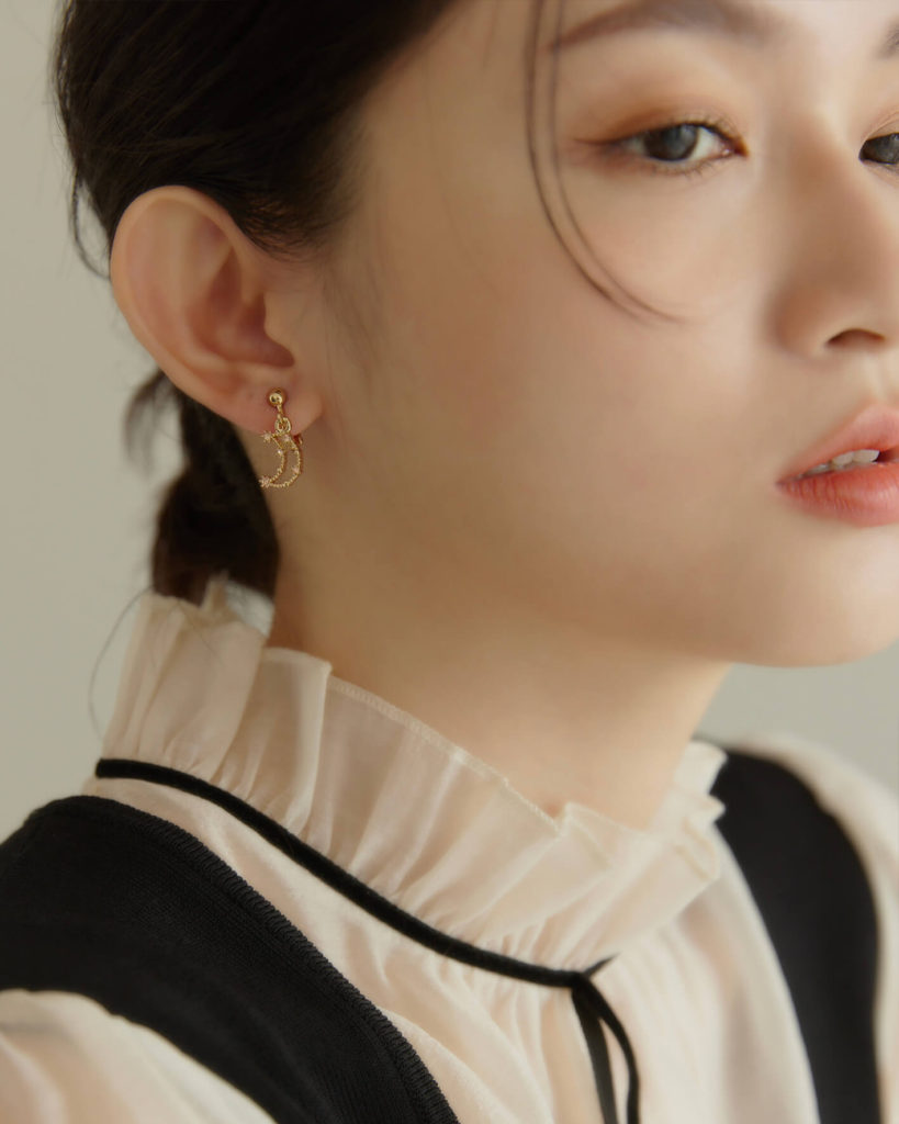Eco安珂，韓國飾品，耳環，夾式耳環，月亮耳環，閃亮耳環